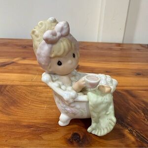 Vintage 1998 Precious Moments "All Is Soap Bubbles" Figurine